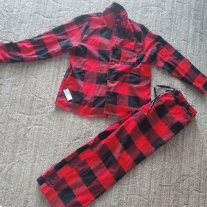 2 piece womans Pajama large. NWT